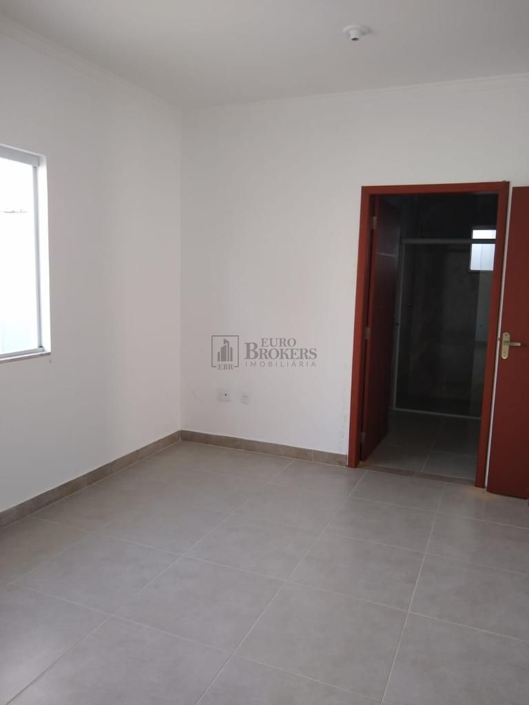 Casa à venda com 3 quartos, 140m² - Foto 14