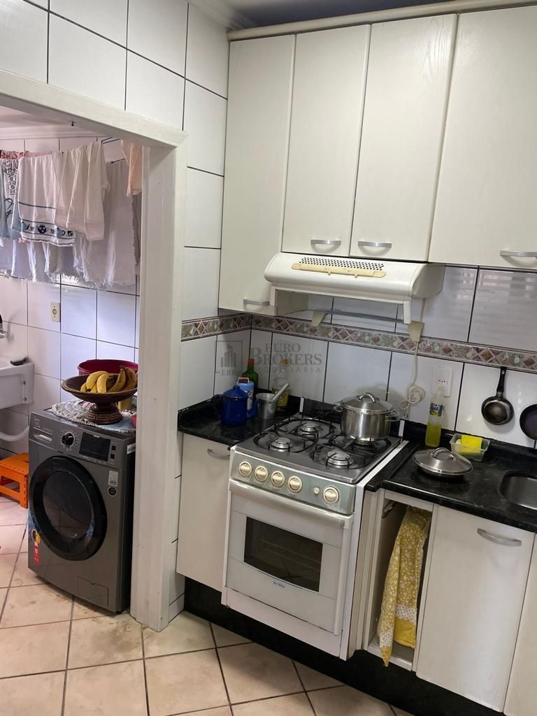 Apartamento à venda com 2 quartos, 110m² - Foto 11