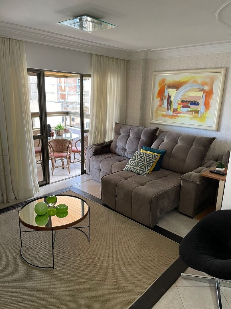 Apartamento  venda  no Centro - Balnerio Cambori, SC. Imveis