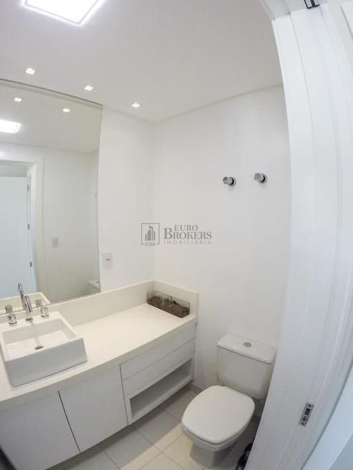 Apartamento à venda com 3 quartos, 136m² - Foto 13