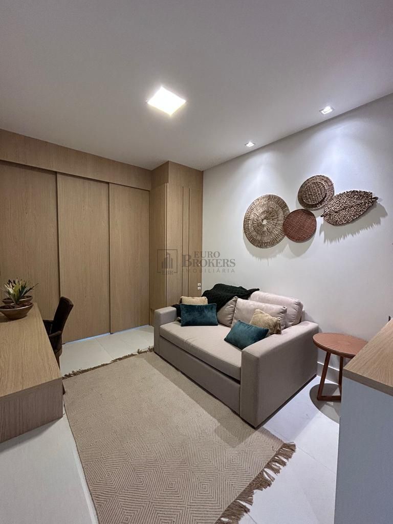 Apartamento à venda com 2 quartos, 92m² - Foto 4