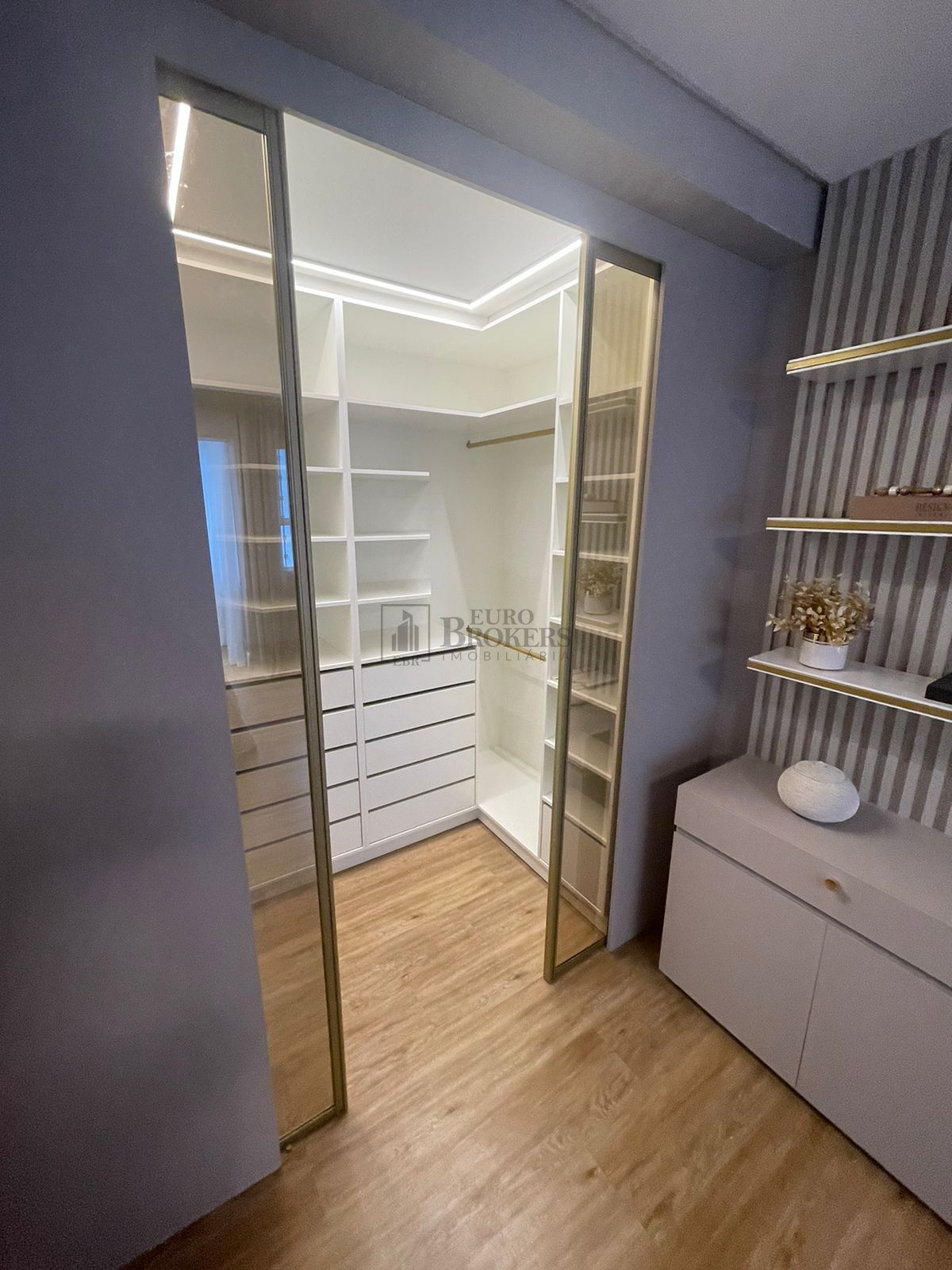 Cobertura à venda com 4 quartos, 234m² - Foto 17