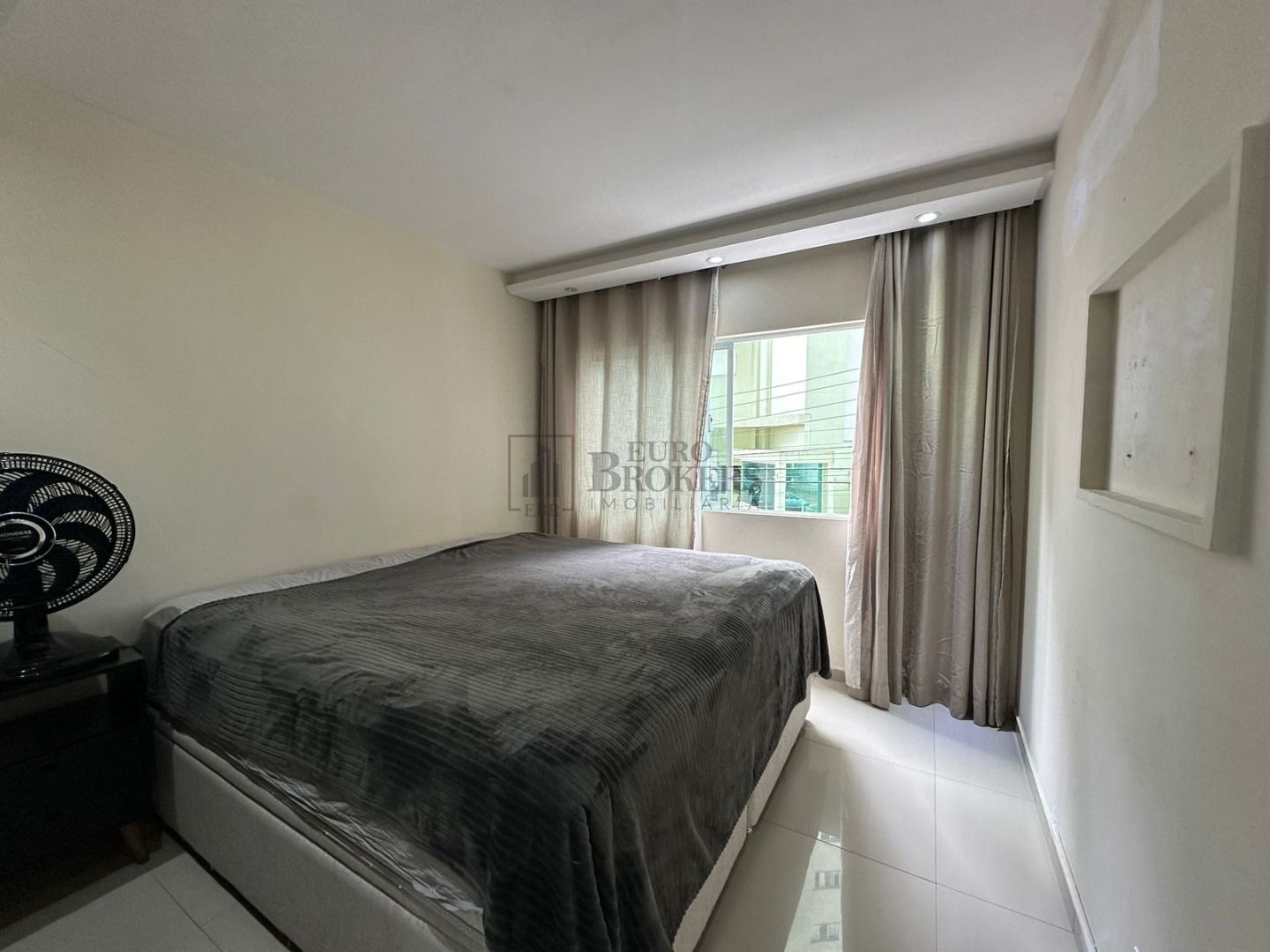 Apartamento à venda com 2 quartos, 108m² - Foto 12