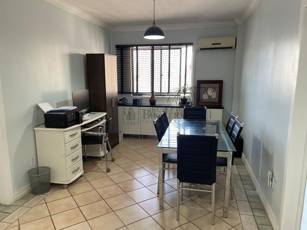 Apartamento à venda com 2 quartos, 110m² - Foto 10