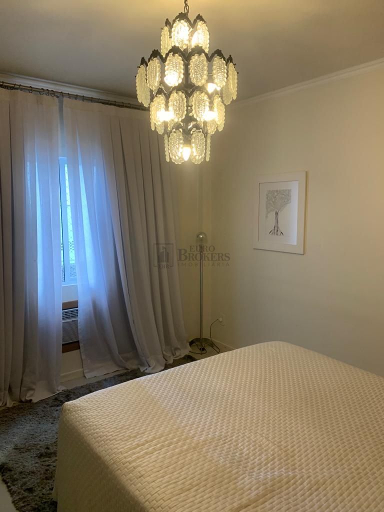 Apartamento à venda com 3 quartos, 156m² - Foto 11