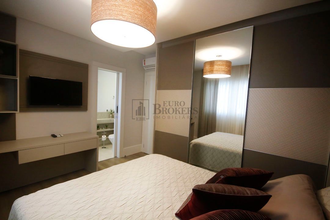 Apartamento para alugar com 5 quartos, 237m² - Foto 46