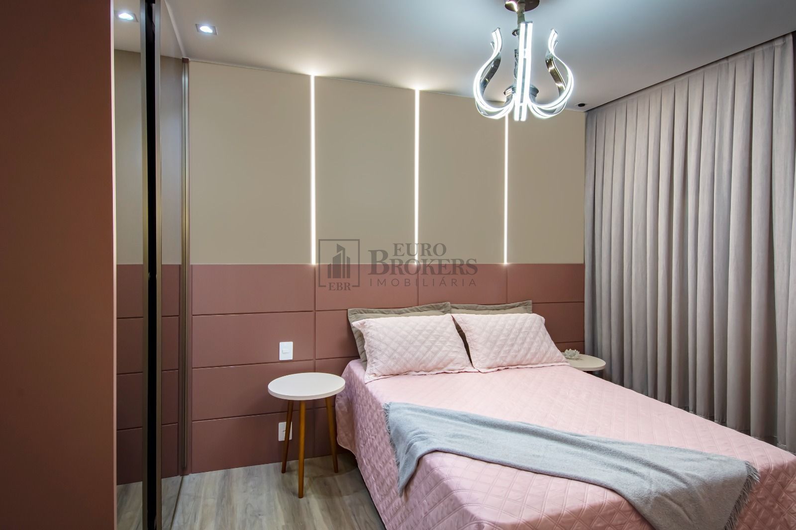 Apartamento à venda com 4 quartos, 190m² - Foto 15