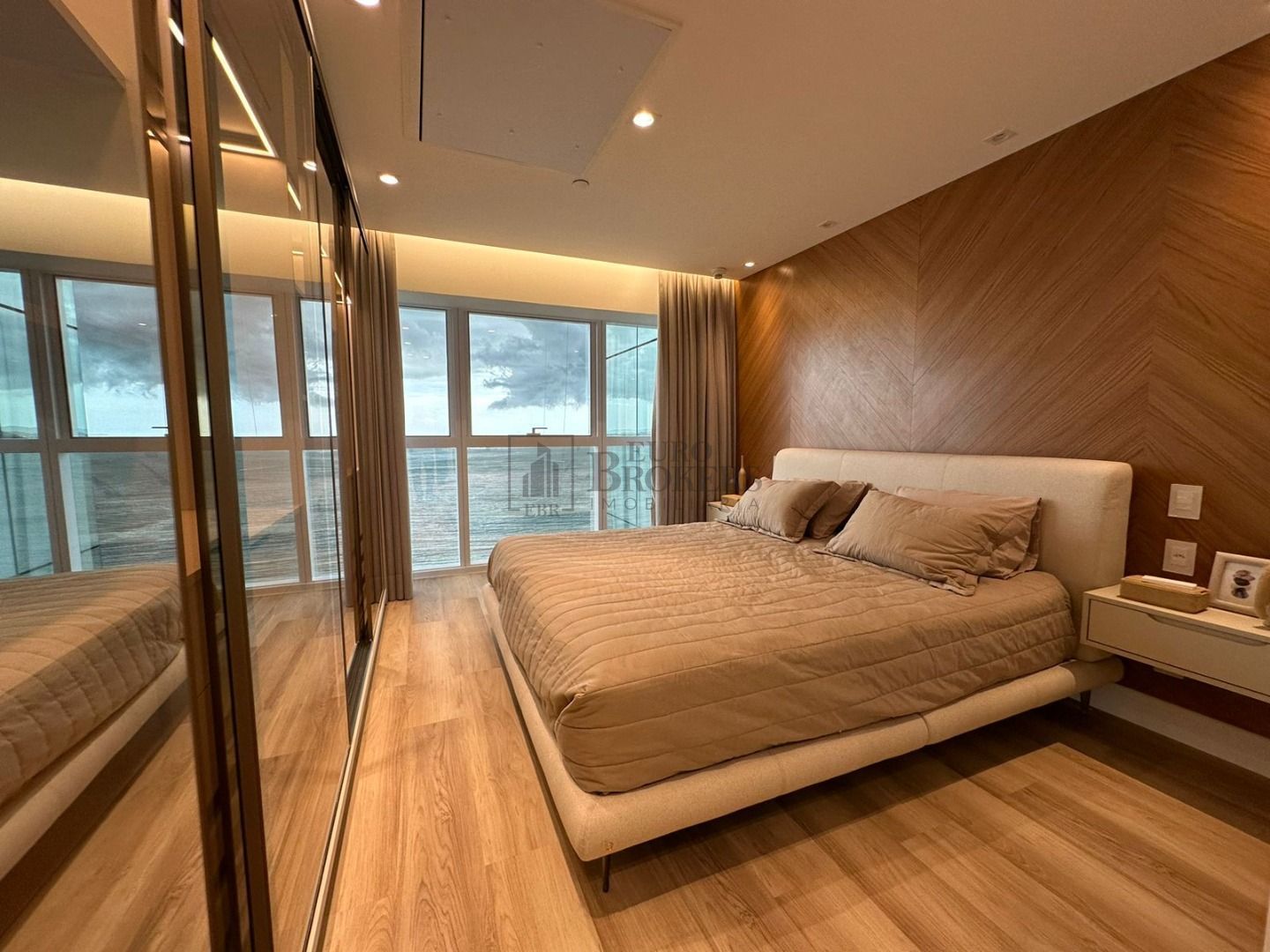 Apartamento, 4 quartos, 195 m² - Foto 22