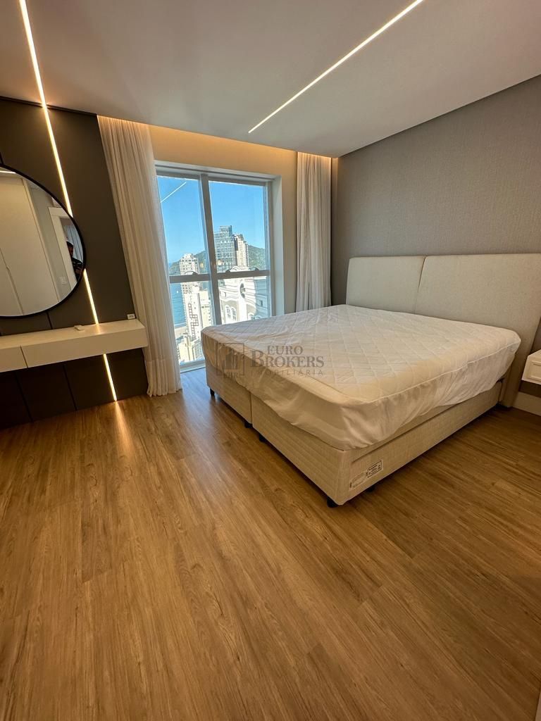 Apartamento à venda com 3 quartos, 139m² - Foto 13