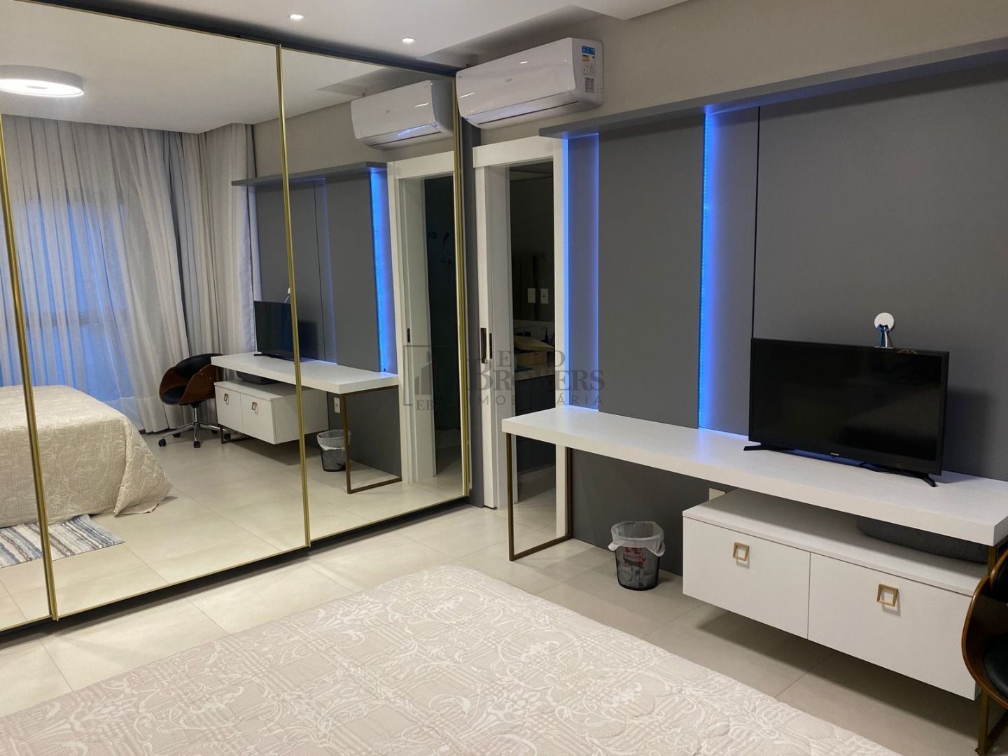 Apartamento à venda com 4 quartos, 178m² - Foto 12