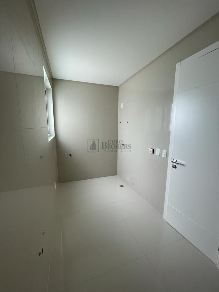 Apartamento à venda com 7 quartos, 410m² - Foto 34