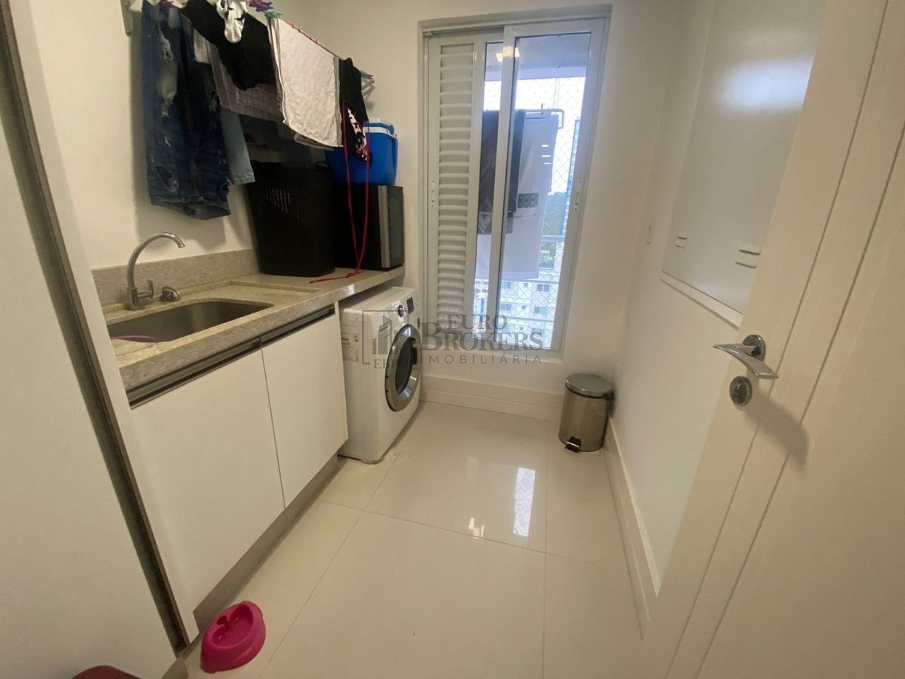 Apartamento à venda com 3 quartos, 134m² - Foto 10