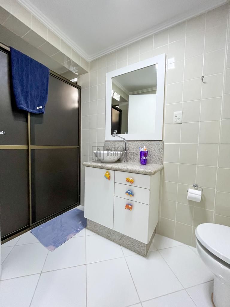 Apartamento à venda com 3 quartos, 185m² - Foto 21