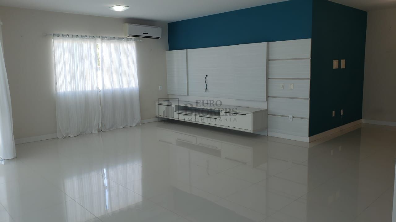 Casa à venda com 4 quartos, 500m² - Foto 18