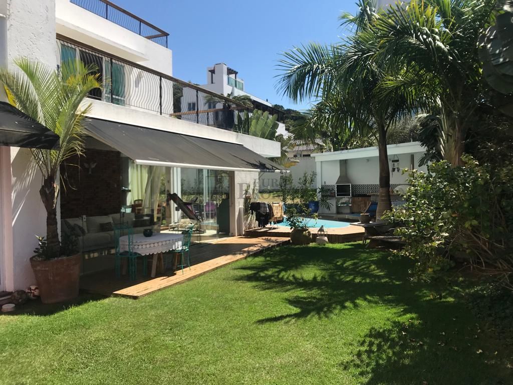 Casa de Condomínio à venda com 4 quartos, 450m² - Foto 4