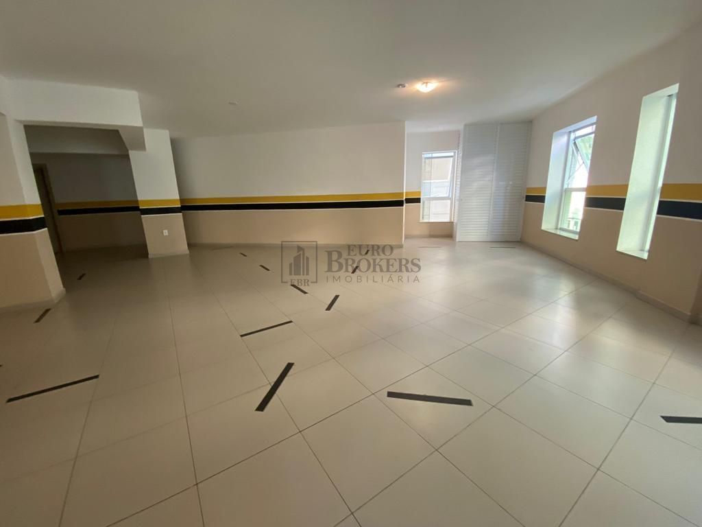 Apartamento à venda com 4 quartos, 180m² - Foto 19