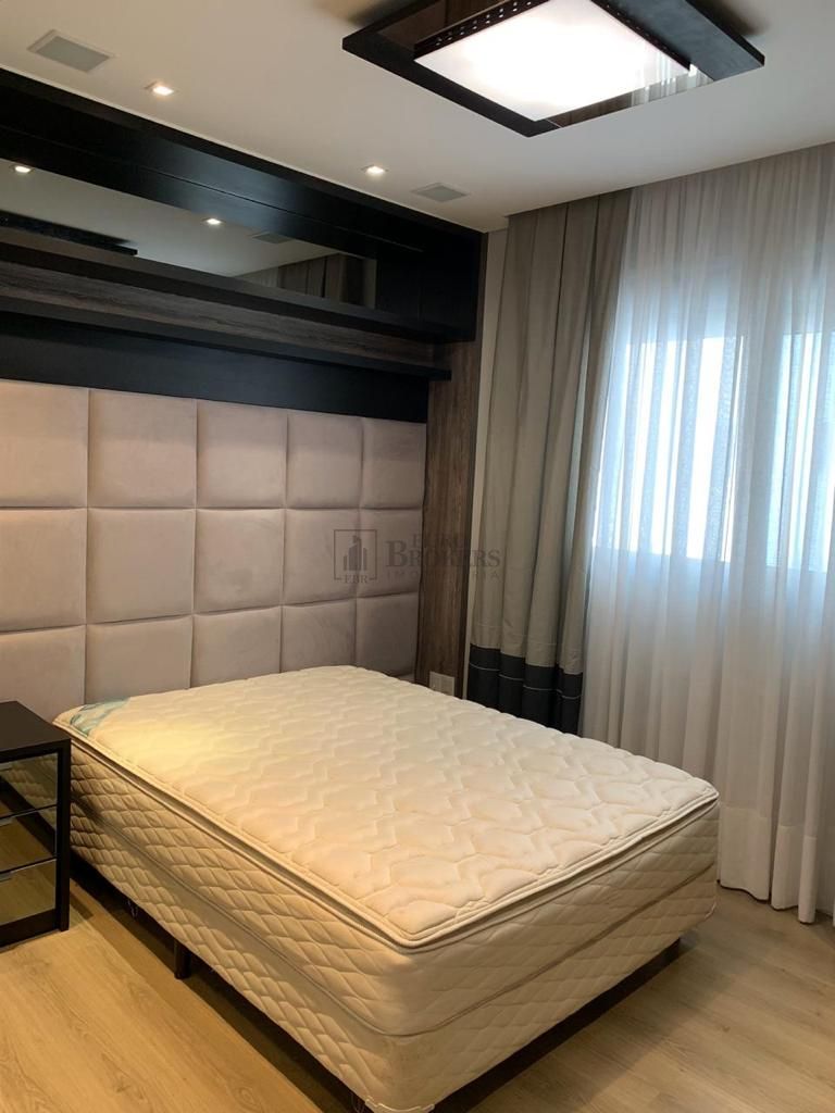 Apartamento para alugar com 5 quartos, 237m² - Foto 17