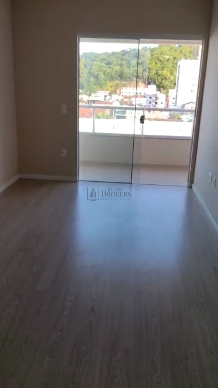 Apartamento à venda com 2 quartos, 63m² - Foto 30