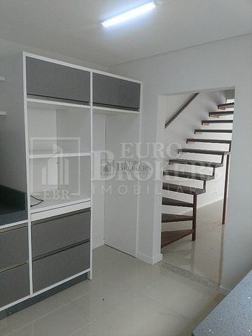 Sobrado à venda com 2 quartos, 86m² - Foto 12