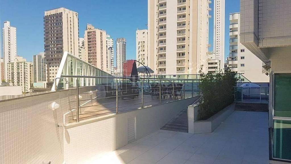 Apartamento à venda com 3 quartos, 128m² - Foto 27