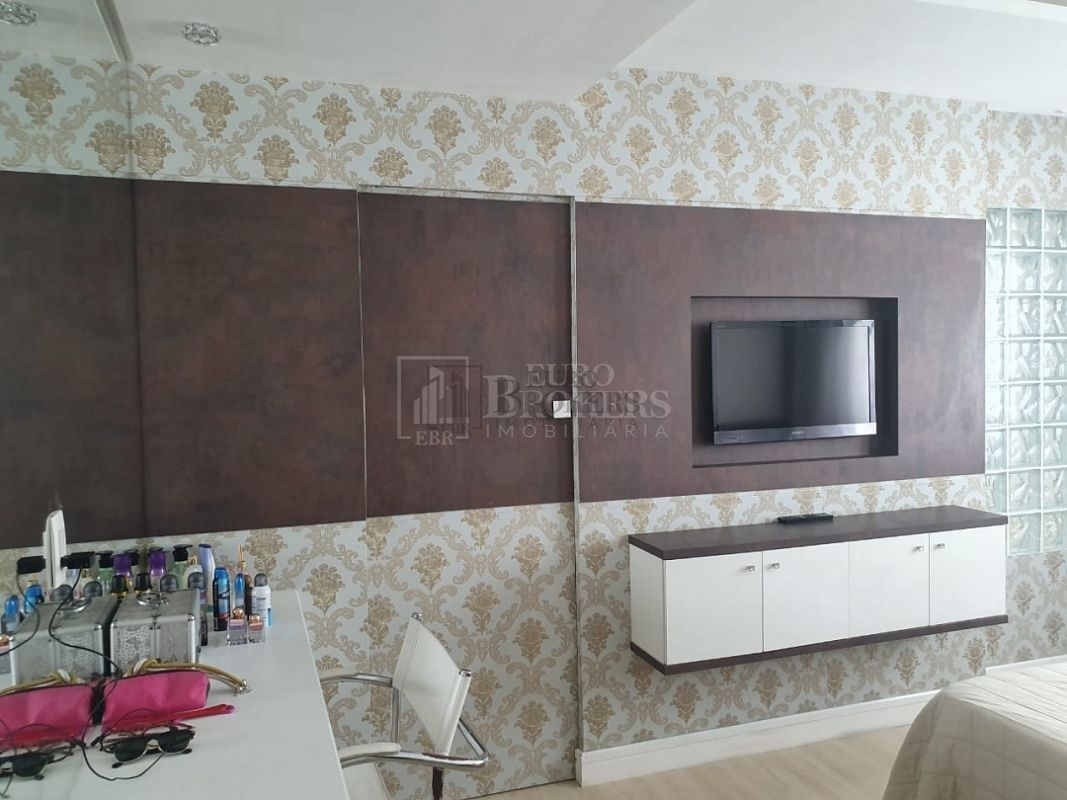 Apartamento à venda com 4 quartos, 237m² - Foto 29