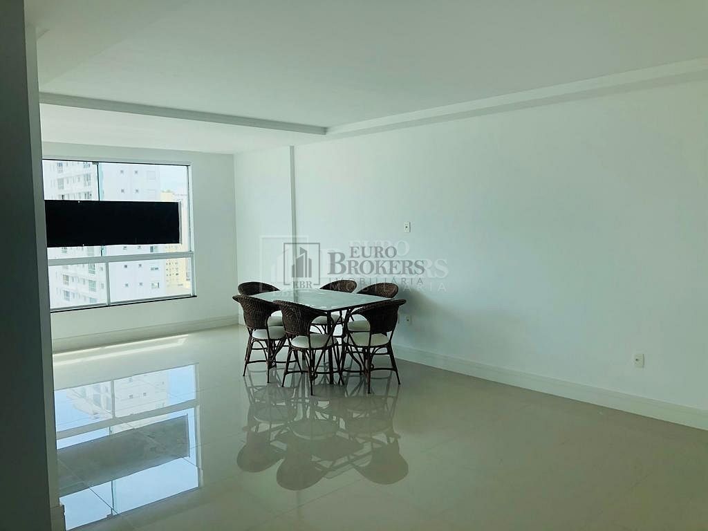 Apartamento à venda com 3 quartos, 128m² - Foto 15