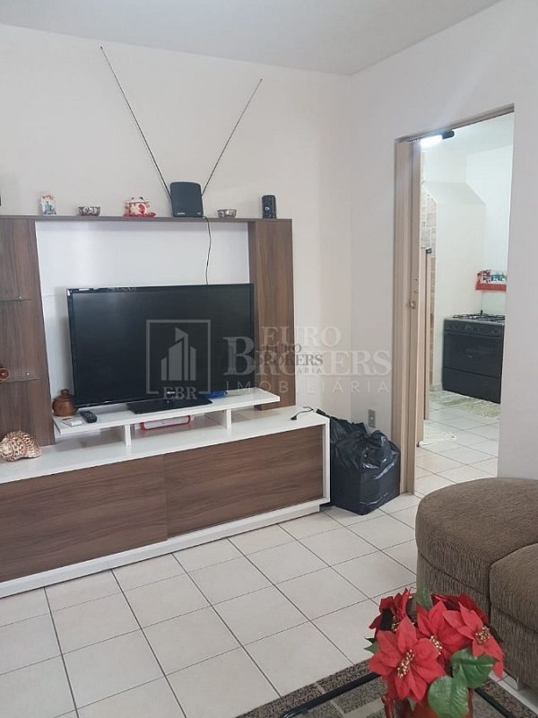 Sobrado à venda com 3 quartos, 130m² - Foto 4