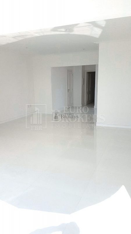 Apartamento à venda com 3 quartos, 348m² - Foto 19