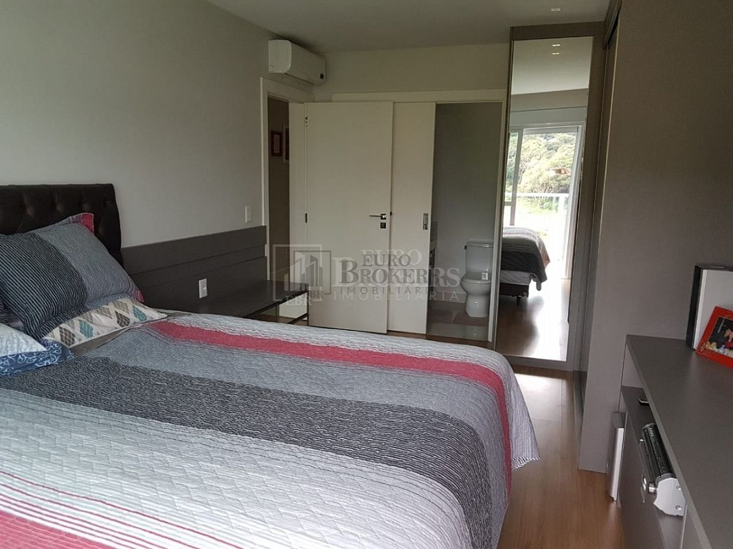 Apartamento à venda com 3 quartos, 140m² - Foto 22