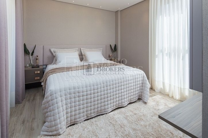 Apartamento à venda com 4 quartos, 215m² - Foto 17