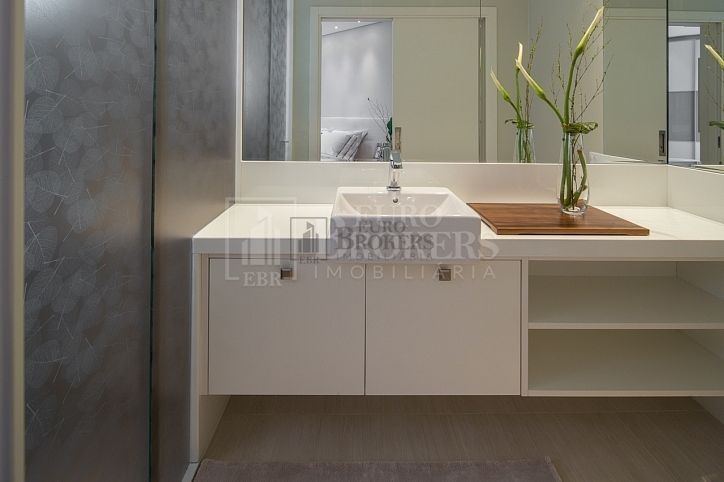 Apartamento à venda com 4 quartos, 215m² - Foto 14