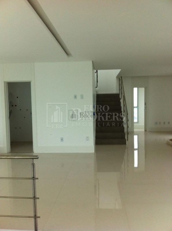 Cobertura à venda com 3 quartos, 330m² - Foto 16