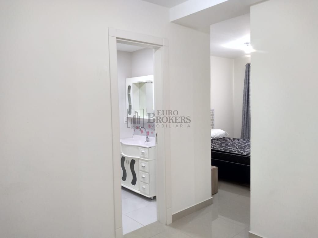 Apartamento à venda com 3 quartos, 110m² - Foto 13