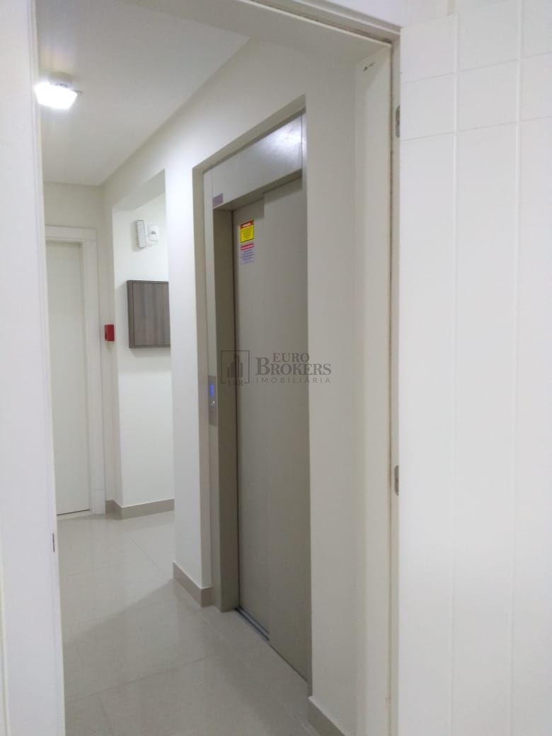 Apartamento à venda com 3 quartos, 110m² - Foto 17