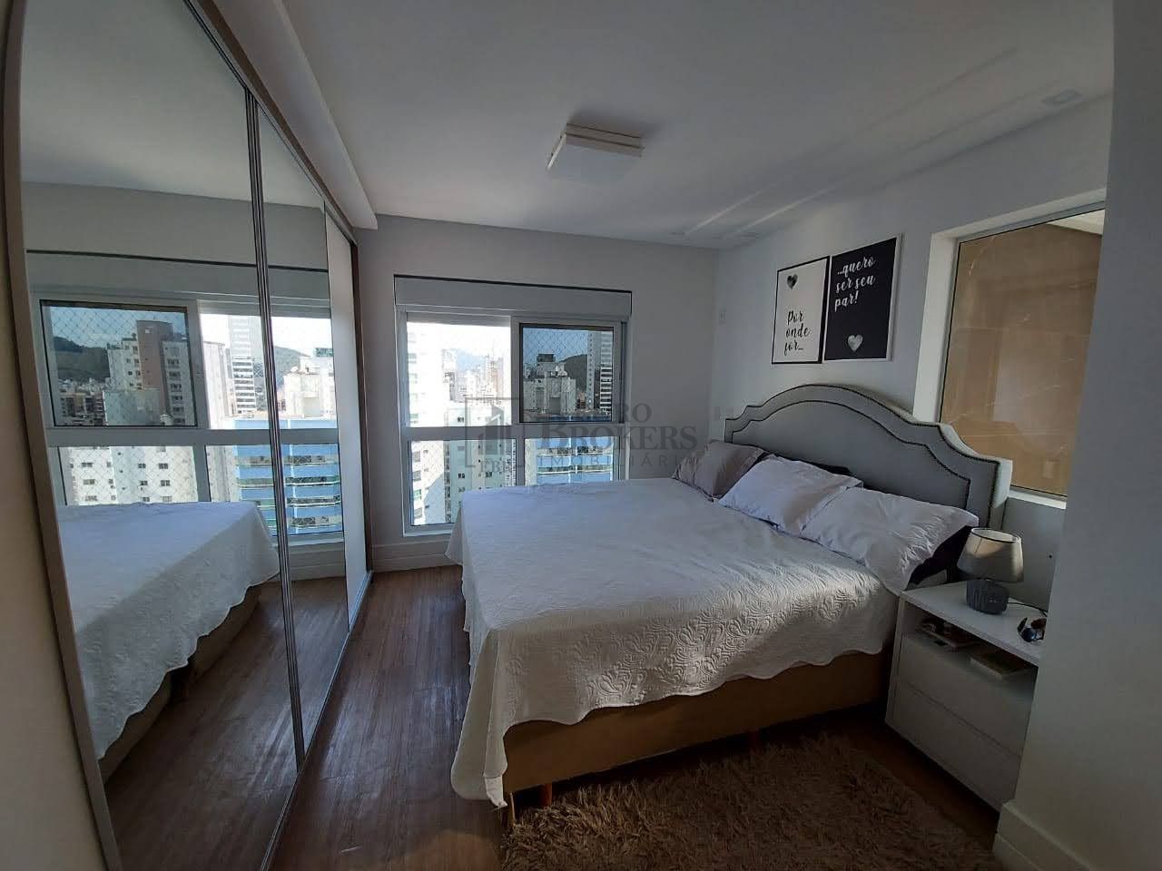 Apartamento à venda com 3 quartos, 122m² - Foto 10