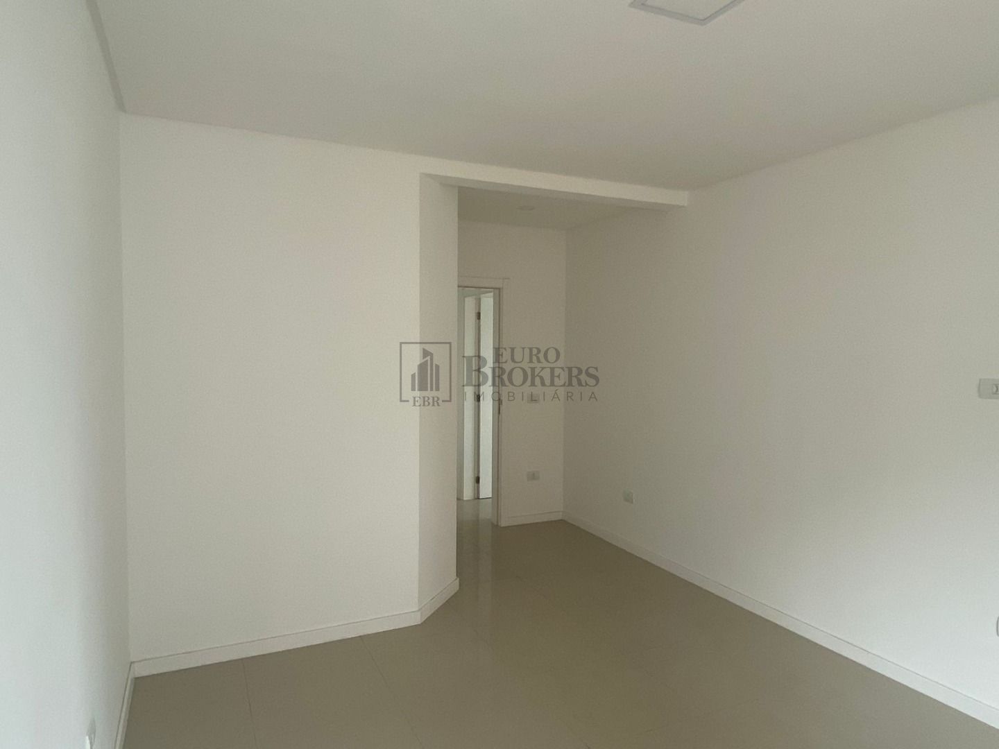 Apartamento à venda com 4 quartos, 130m² - Foto 16