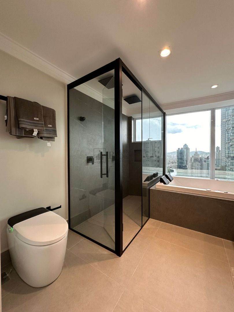 Apartamento, 4 quartos, 195 m² - Foto 12