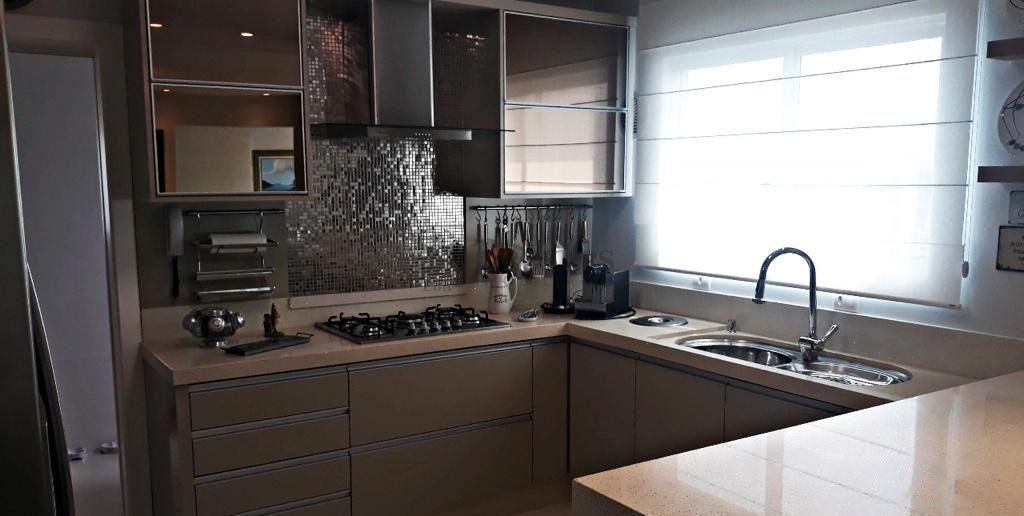 Apartamento à venda com 3 quartos, 156m² - Foto 28