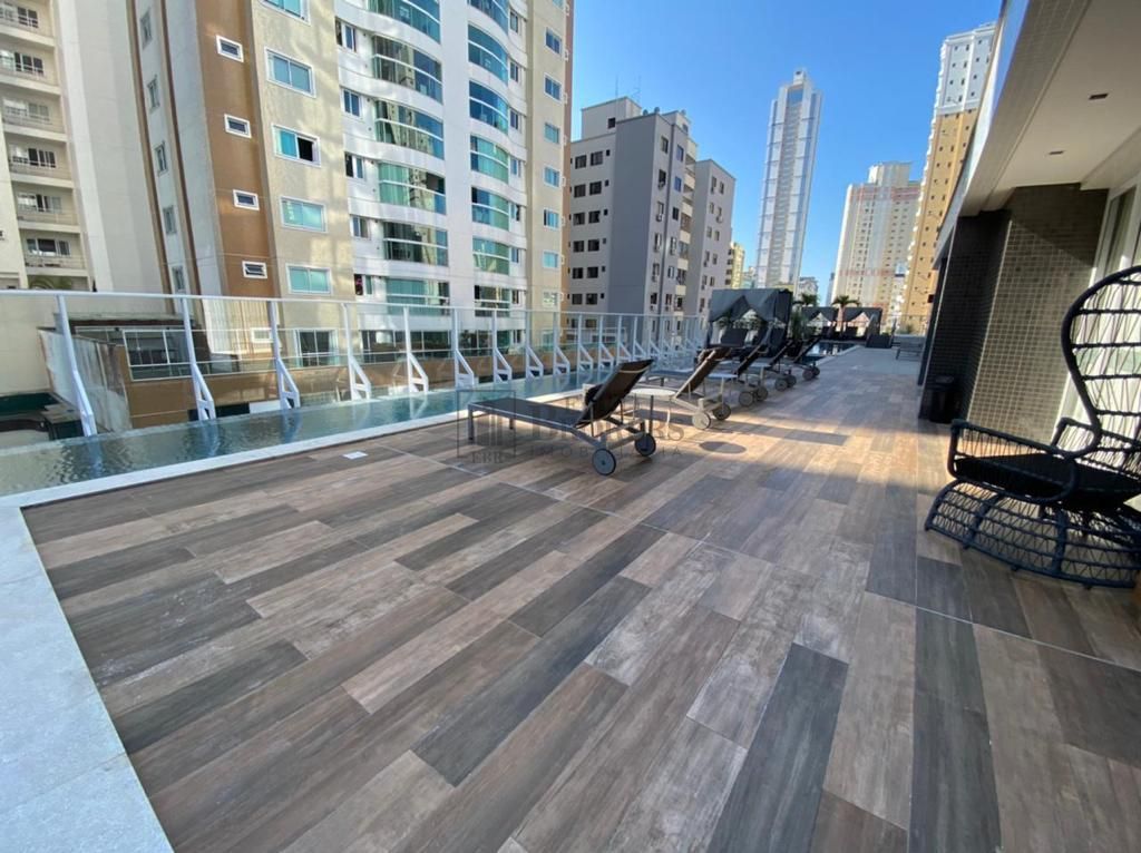 Apartamento à venda com 3 quartos, 135m² - Foto 35