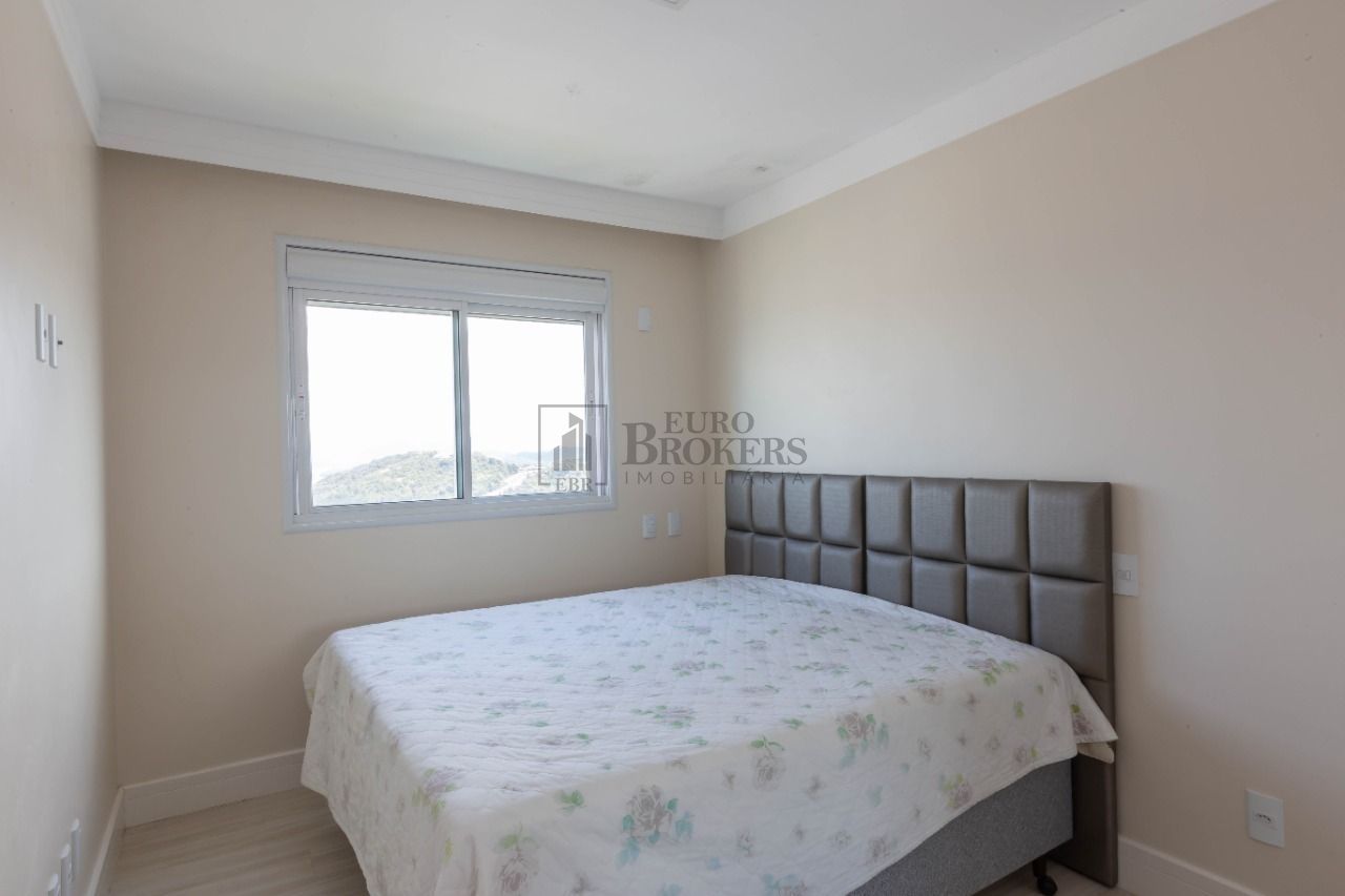 Apartamento à venda com 4 quartos, 228m² - Foto 14