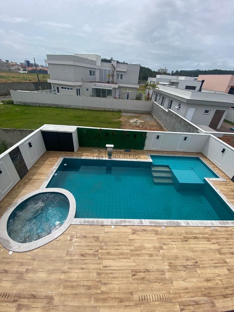 Casa de Condomínio à venda com 5 quartos, 390m² - Foto 21