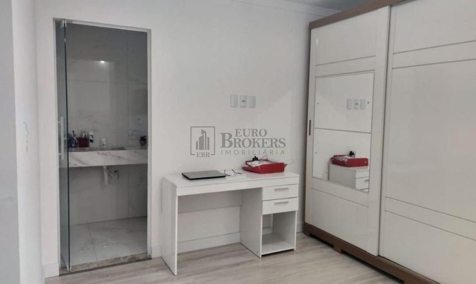 Sobrado à venda com 3 quartos, 305m² - Foto 11