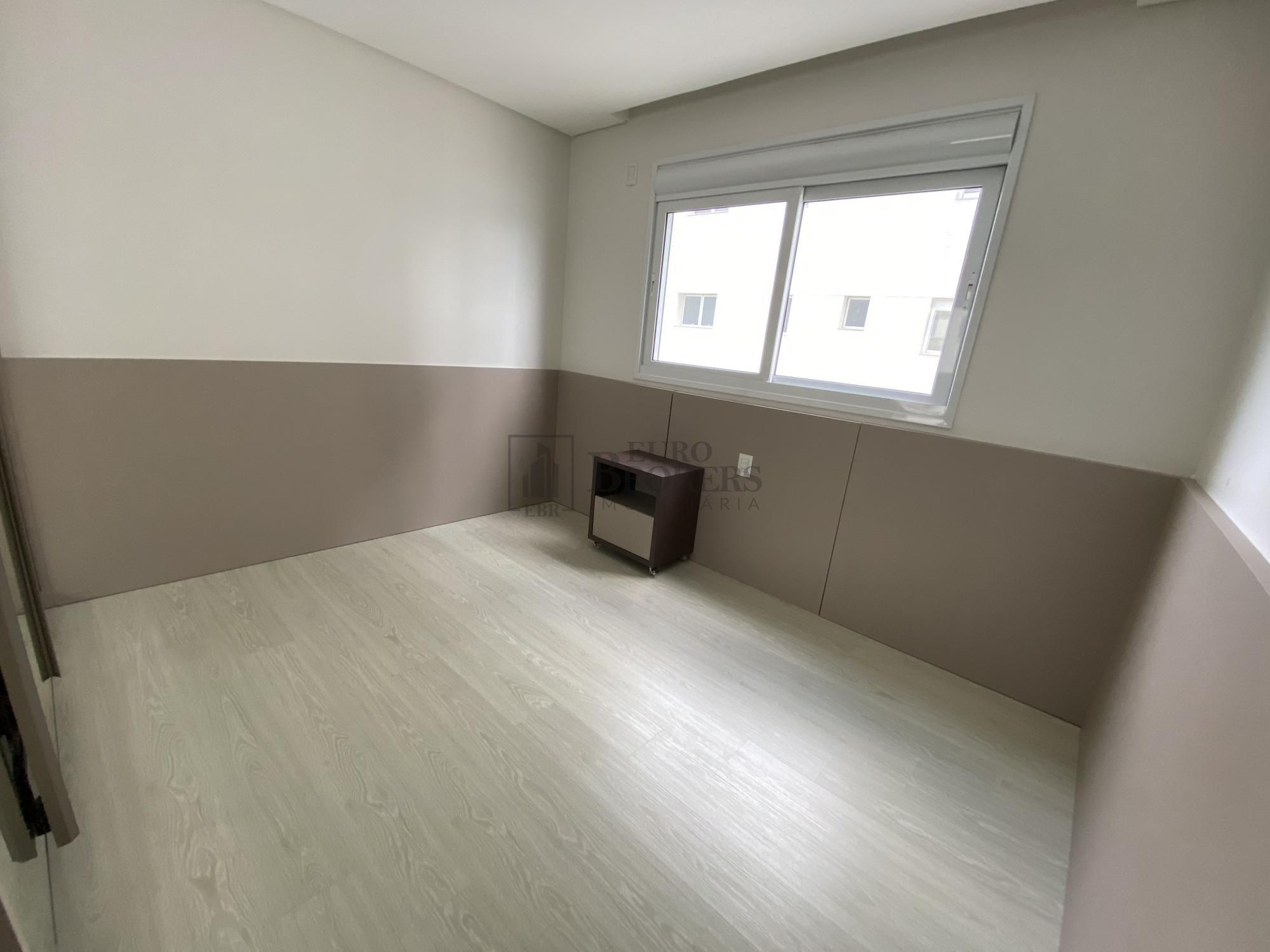 Apartamento à venda com 5 quartos, 237m² - Foto 17