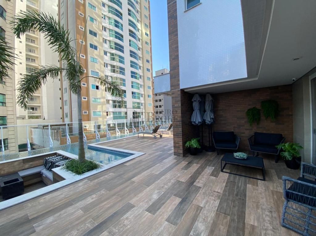 Apartamento à venda com 3 quartos, 135m² - Foto 33