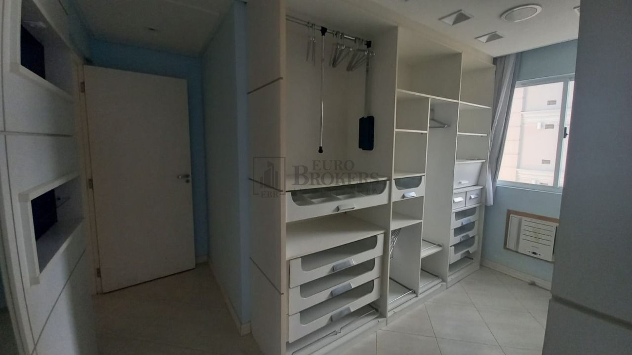 Apartamento à venda com 3 quartos, 194m² - Foto 19