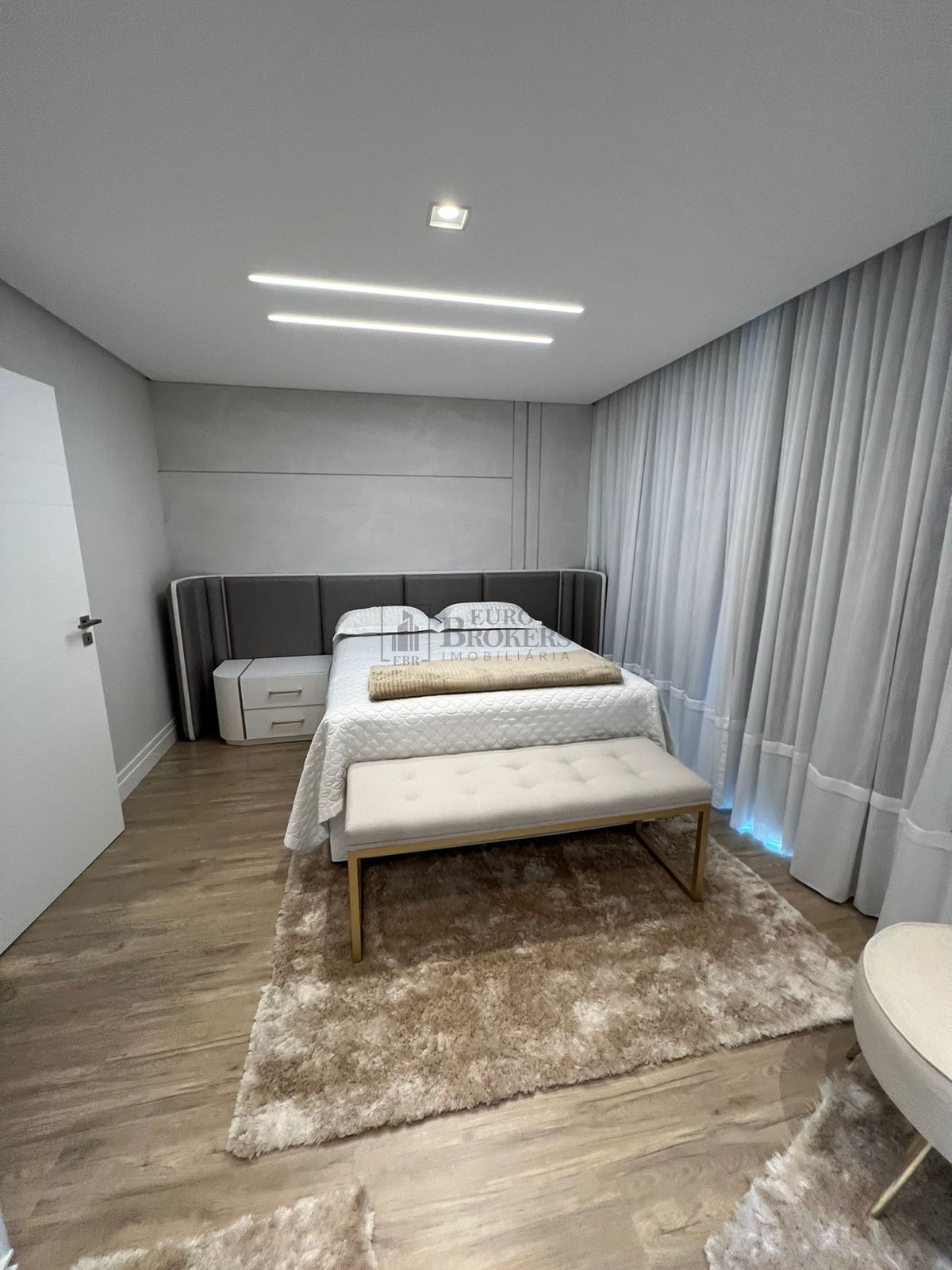 Apartamento à venda com 3 quartos, 139m² - Foto 21