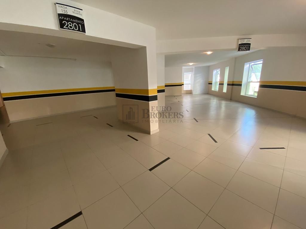 Apartamento à venda com 4 quartos, 180m² - Foto 20