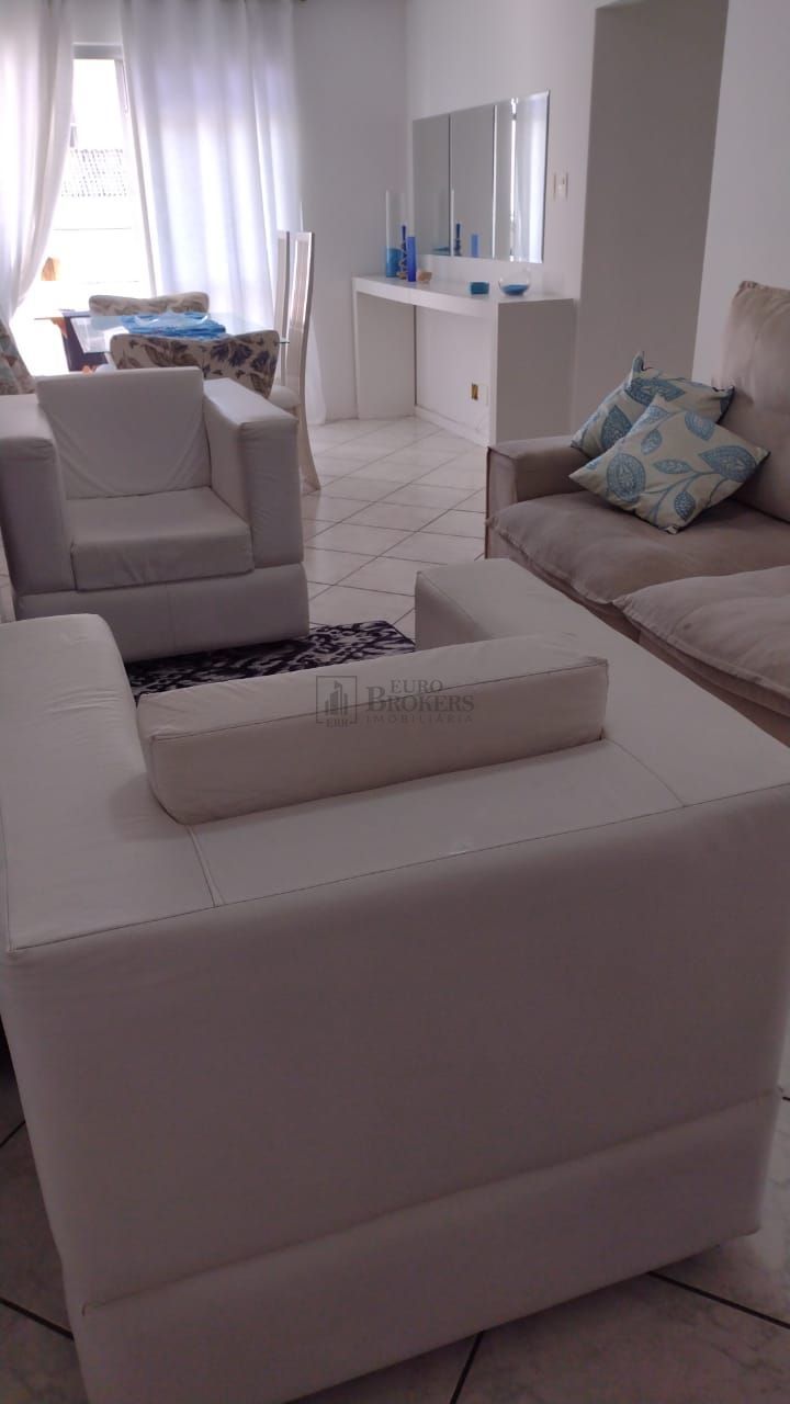 Apartamento  venda  no Centro - Balnerio Cambori, SC. Imveis