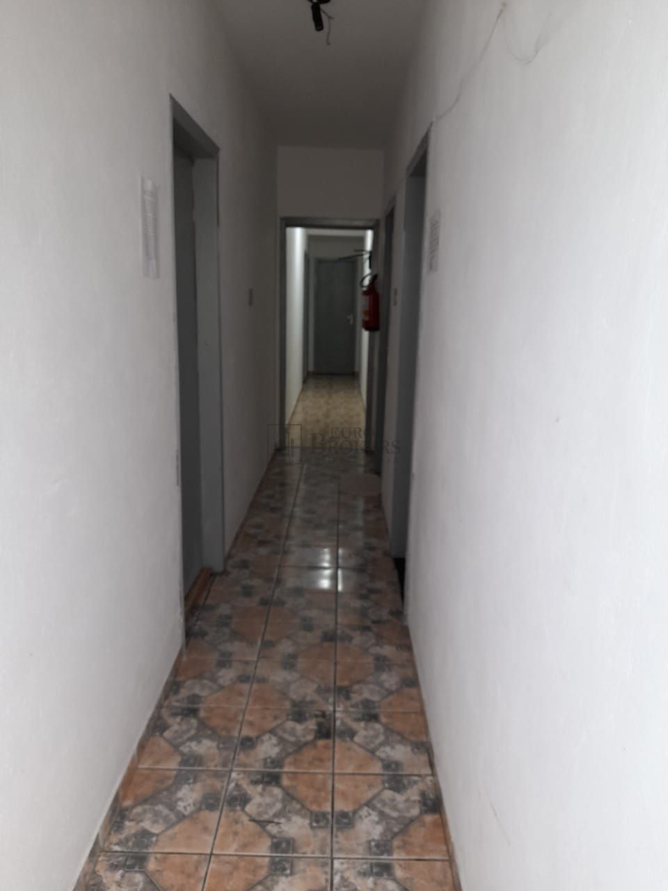 Casa Comercial à venda com 24 quartos, 550m² - Foto 13