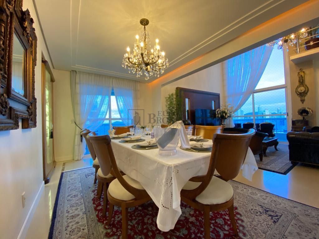 Apartamento, 3 quartos, 252 m² - Foto 14